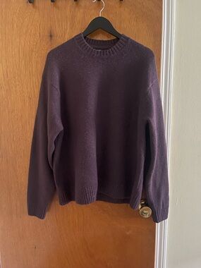 Abercrombie & Fitch Purple crewneck soft wool sweater with a oversized fit, Med